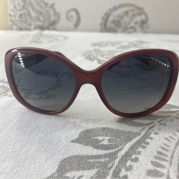 BVLGARI SERPENTI 8114 5239/T3
Square Burgundy Sunglasses - Picture 2 of 13